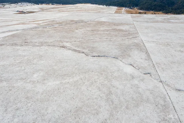 $649,900 | 163.21-ac Gray Lane, Cascade, ID 83611