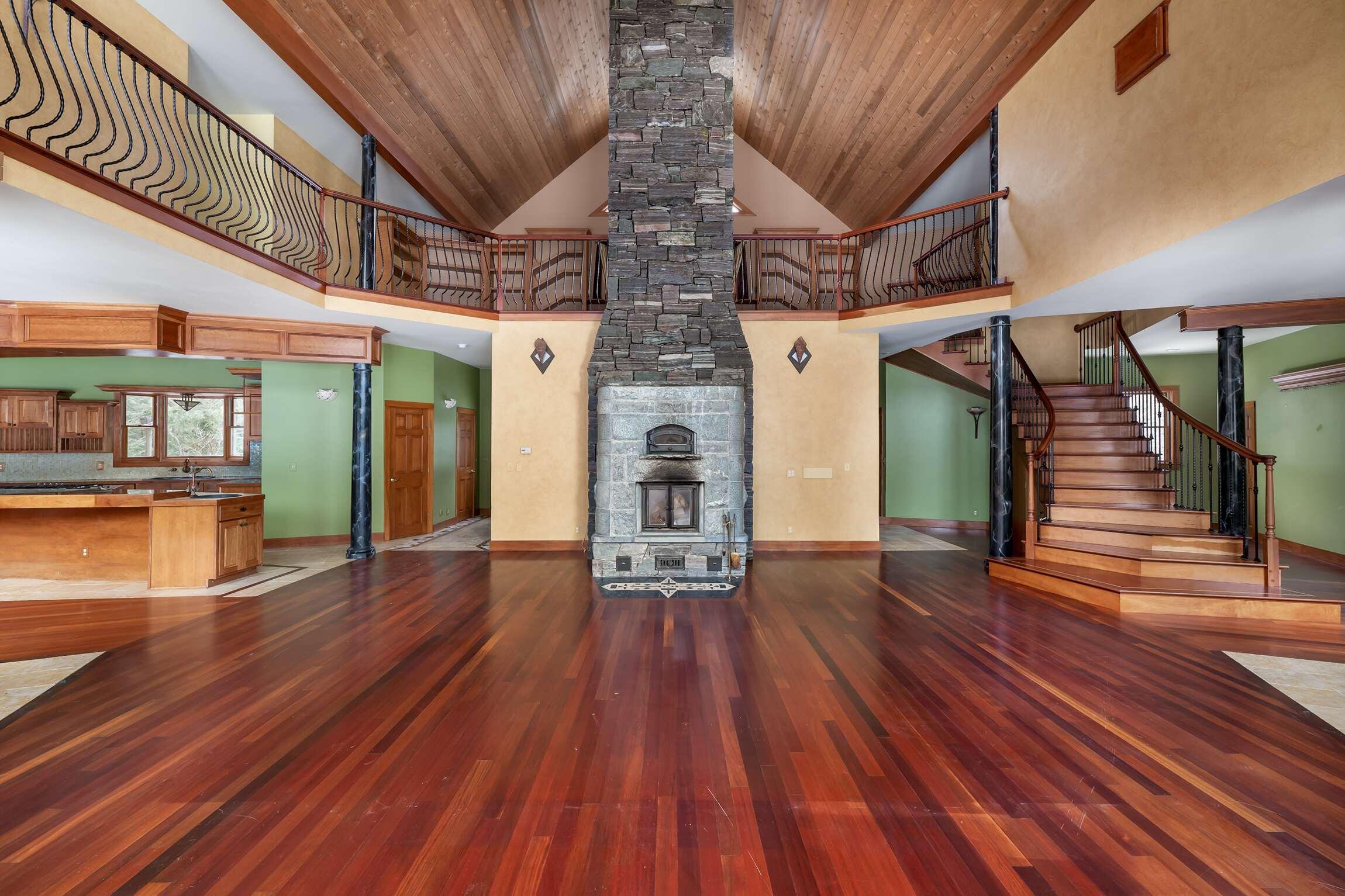 3 Rokonomo Way York, ME 03902 - Photo 11 of 41 11-Living Room 4