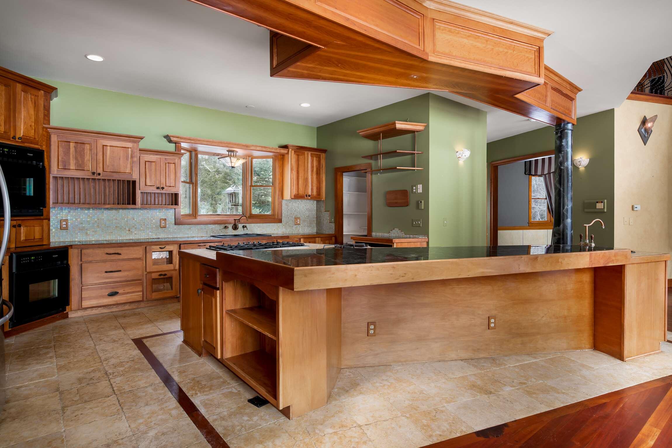 3 Rokonomo Way York, ME 03902 - Photo 8 of 41 08-Kitchen 2