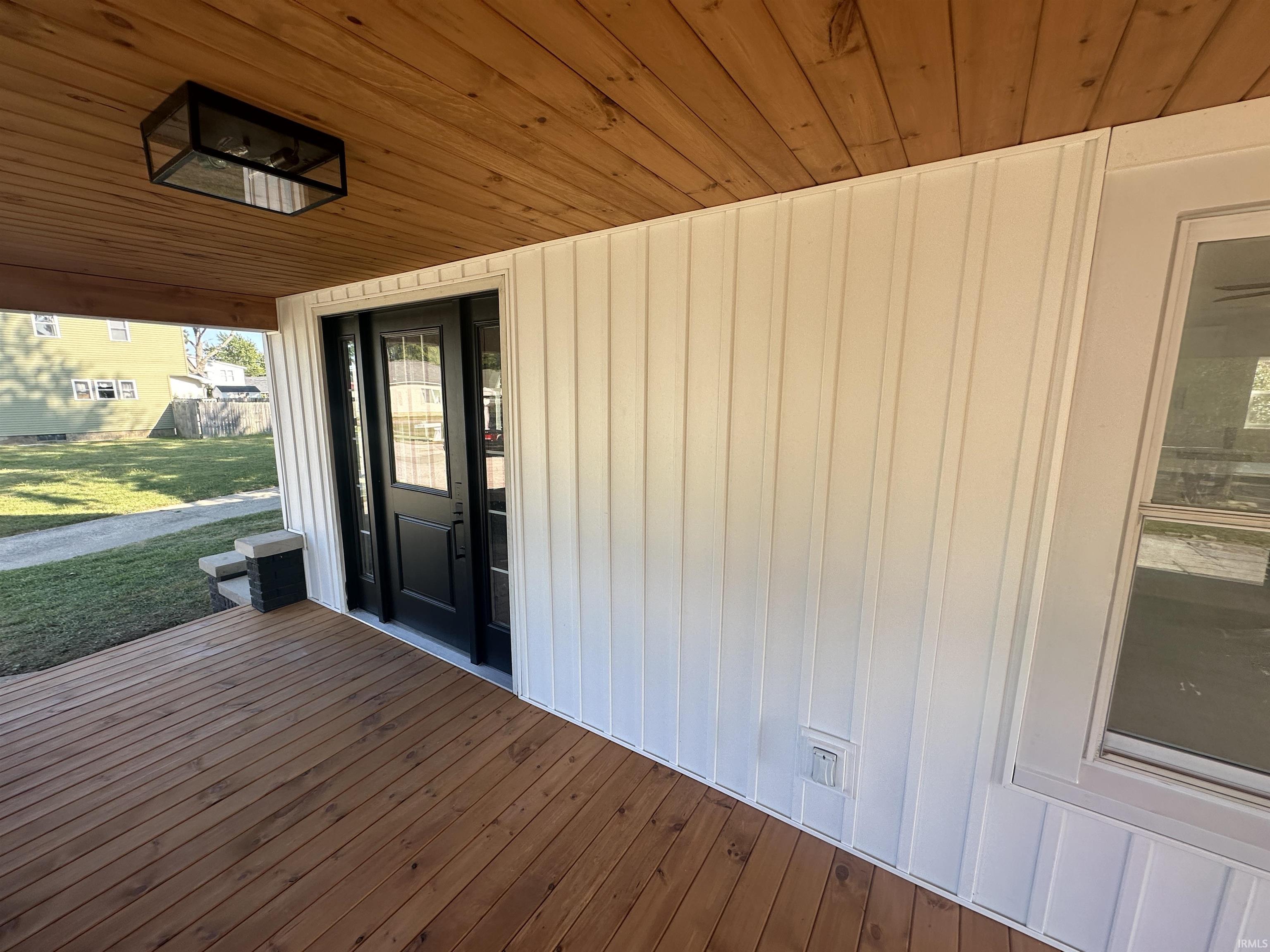 1526 11th Street Bedford, IN 47421 - Photo 2 of 22