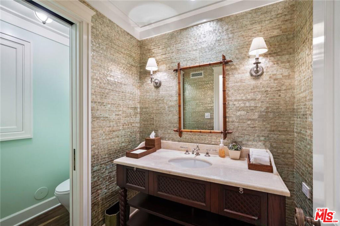 212 The Strand Manhattan Beach, CA 90266 - Photo 67 of 74