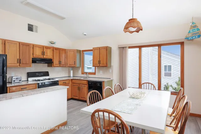 $3,550 | 1 New Jersey Avenue, Unit 2, Lavallette, NJ 08735