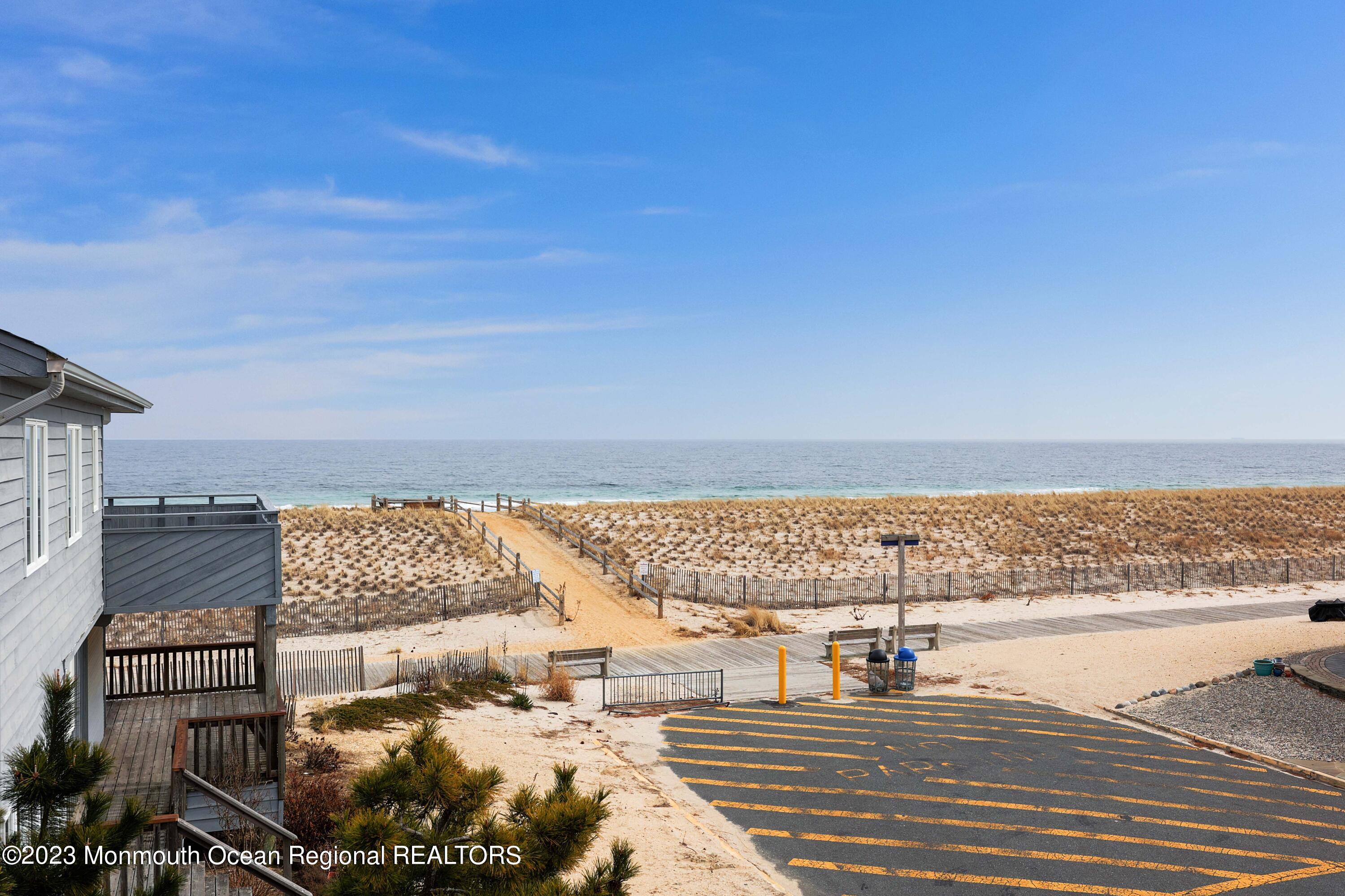 1 New Jersey Avenue, Unit 2 Lavallette, NJ 08735 - Photo 5 of 24 758A0724_5_6_7_8
