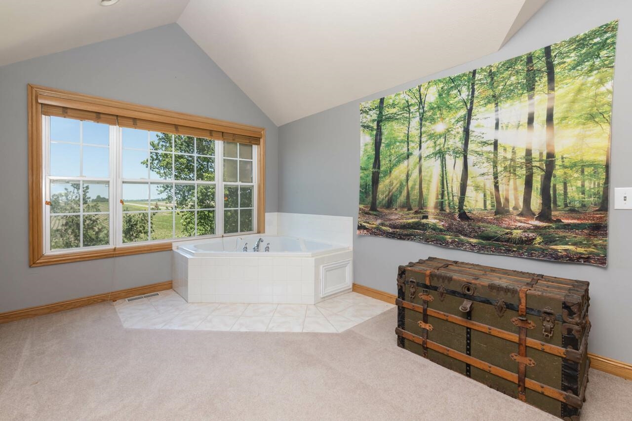 3793 Flora Church Road Kirkland, IL 60146 - Photo 23 of 41 Gallery Image 23