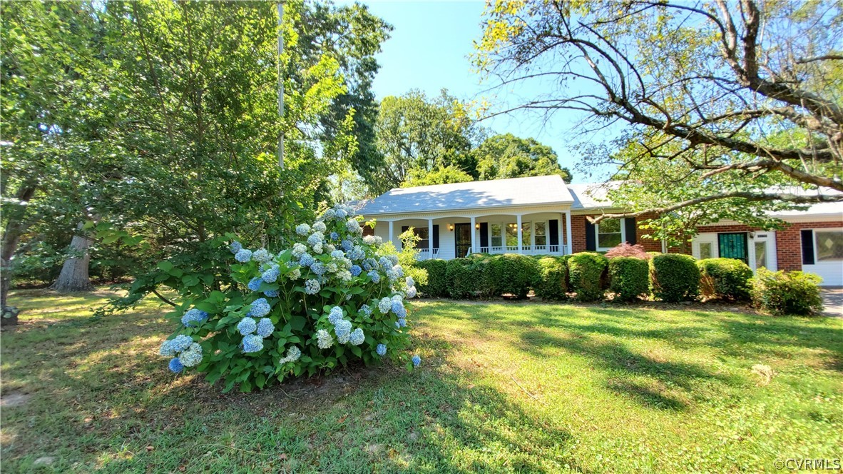 12239 Yowell Road Ashland, VA 23005 - Photo 2 of 28 Gallery Image 2