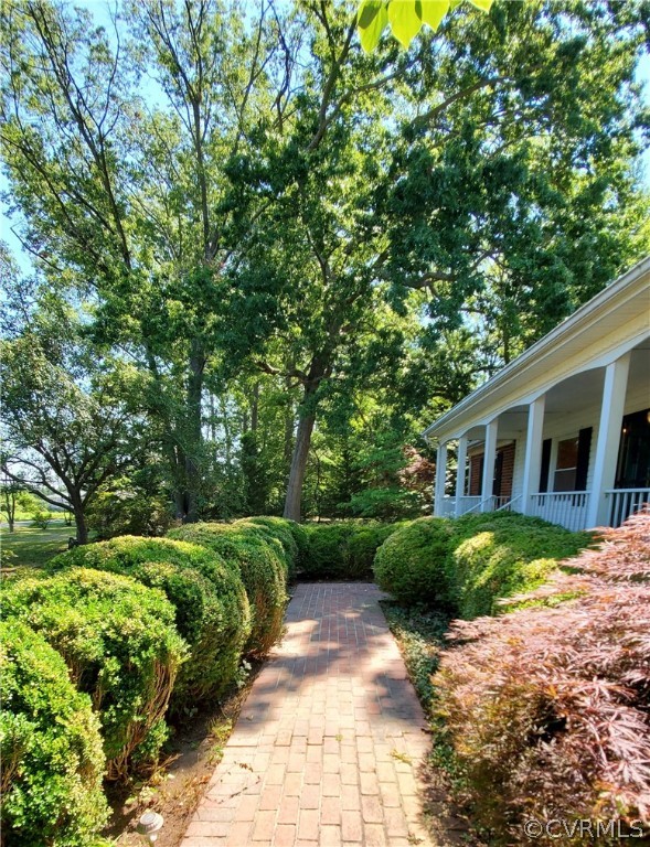 12239 Yowell Road Ashland, VA 23005 - Photo 3 of 28 Gallery Image 3