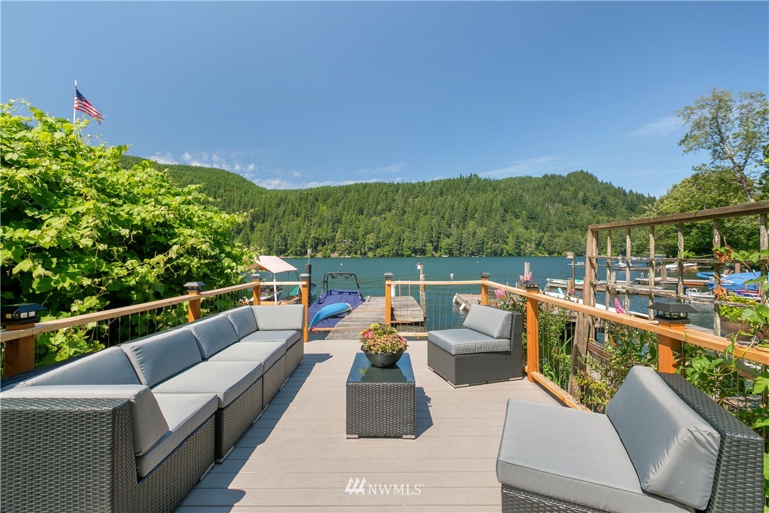 1365 Roy Road Bellingham, WA 98229 - Photo 2 of 22 Gallery Image 2