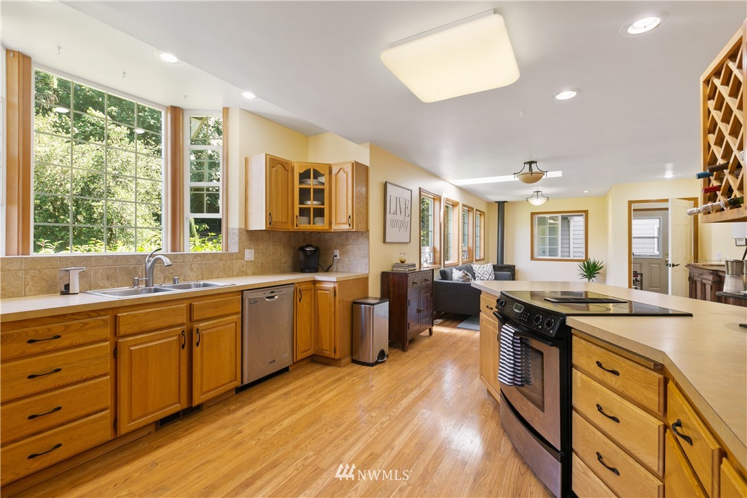 1365 Roy Road Bellingham, WA 98229 - Photo 9 of 22 Gallery Image 9