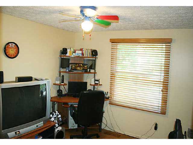 1655 Parkgate Road Columbus, OH 43229 - Photo 8 of 10 Gallery Image 8