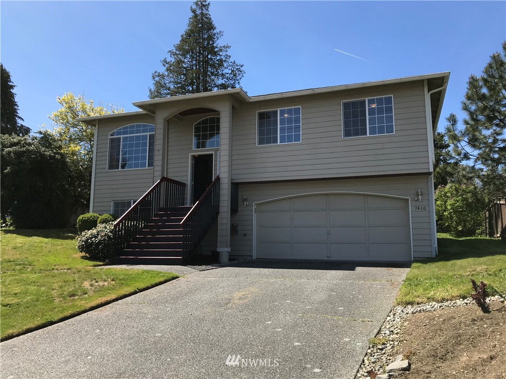 7410 Upper Ridge Road Everett, WA 98203 - Photo 1 of 22
