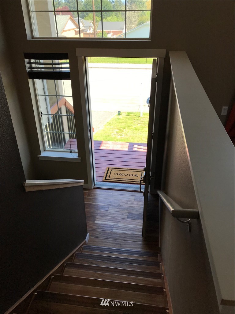7410 Upper Ridge Road Everett, WA 98203 - Photo 13 of 22