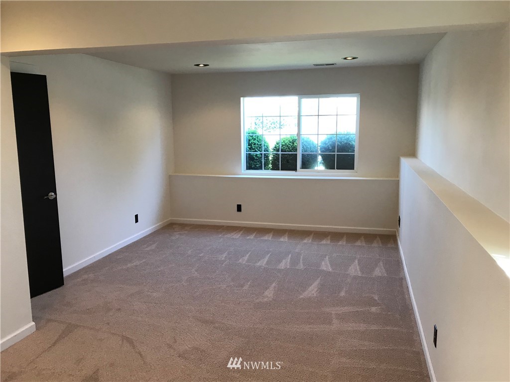 7410 Upper Ridge Road Everett, WA 98203 - Photo 17 of 22