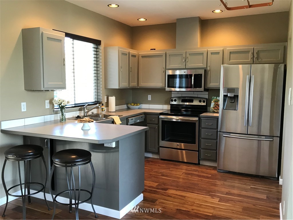 7410 Upper Ridge Road Everett, WA 98203 - Photo 4 of 22