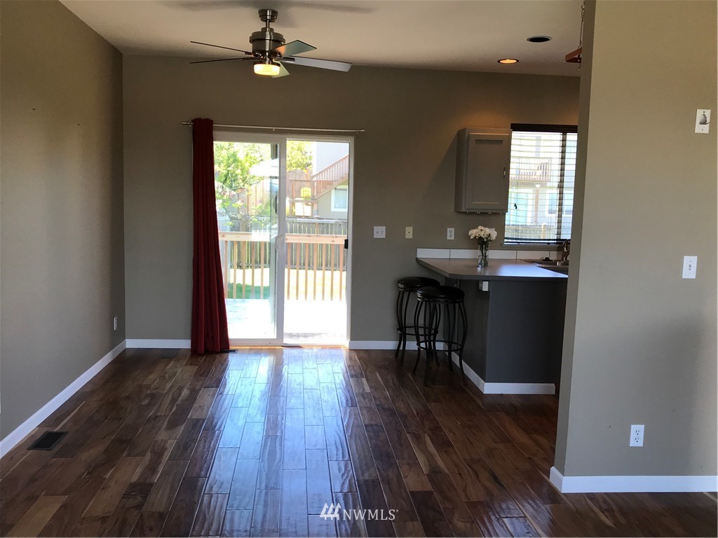 7410 Upper Ridge Road Everett, WA 98203 - Photo 5 of 22