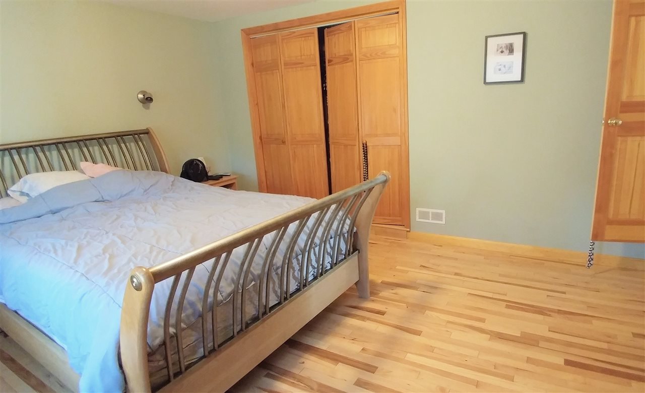 33 Circle Road Milton, VT 05468 - Photo 13 of 28