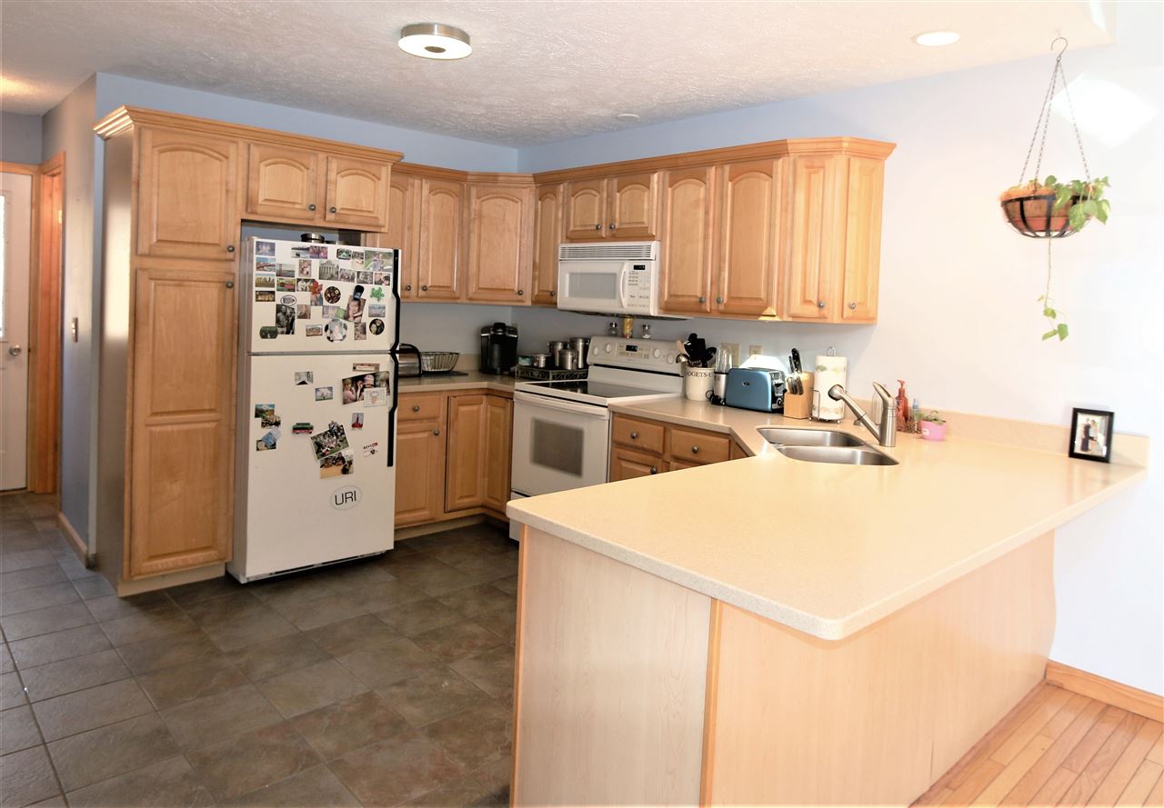 33 Circle Road Milton, VT 05468 - Photo 6 of 28