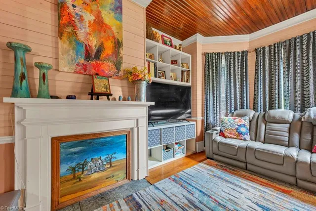 $499,000 | 206 North Brook Street, Wilkesboro, NC 28697