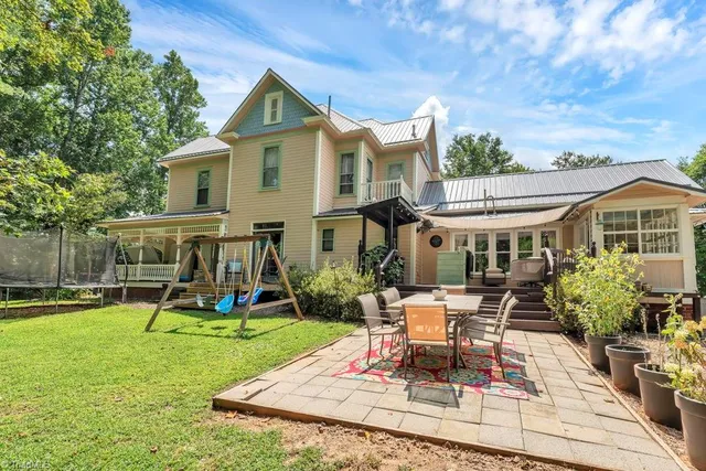 $499,000 | 206 North Brook Street, Wilkesboro, NC 28697