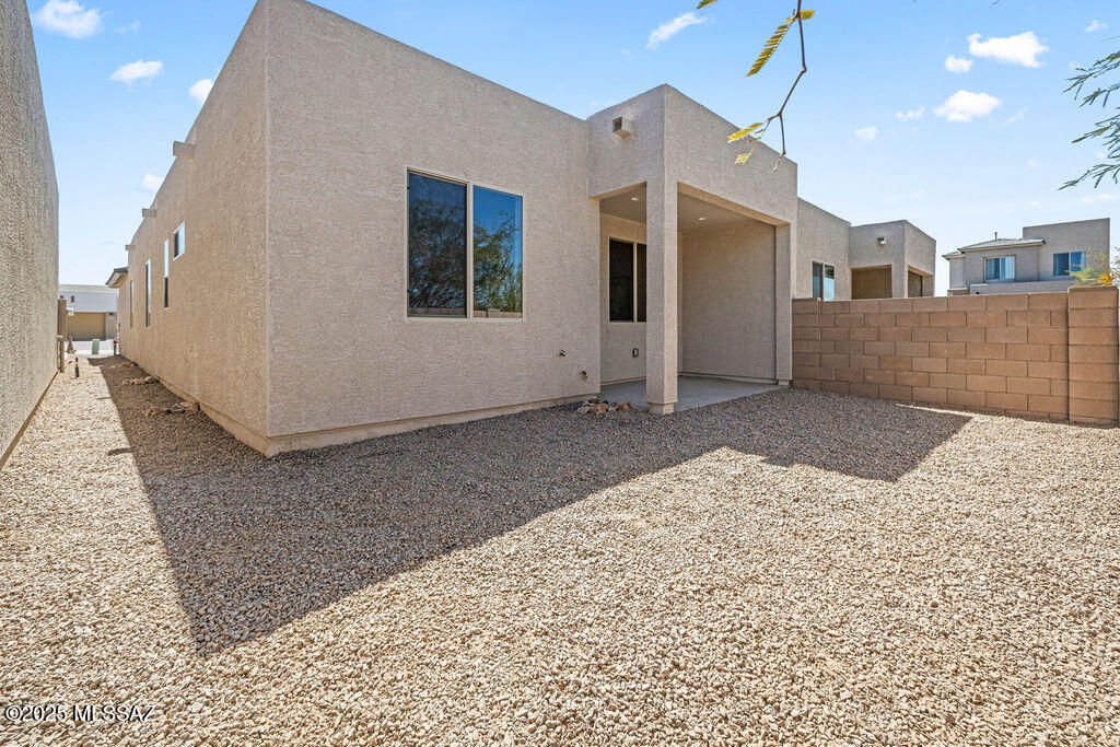 7404 West Barrel Racer Road Tucson, AZ 85743 - Photo 31 of 42 Gallery Image 31