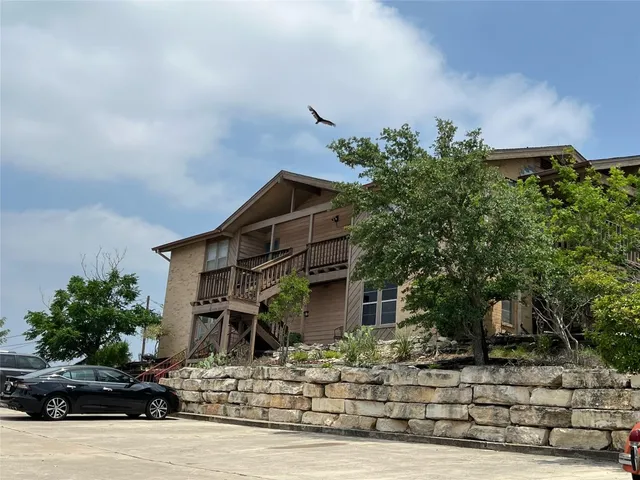 $875 | 1713 Hiawatha Drive, Kerrville, TX 78028