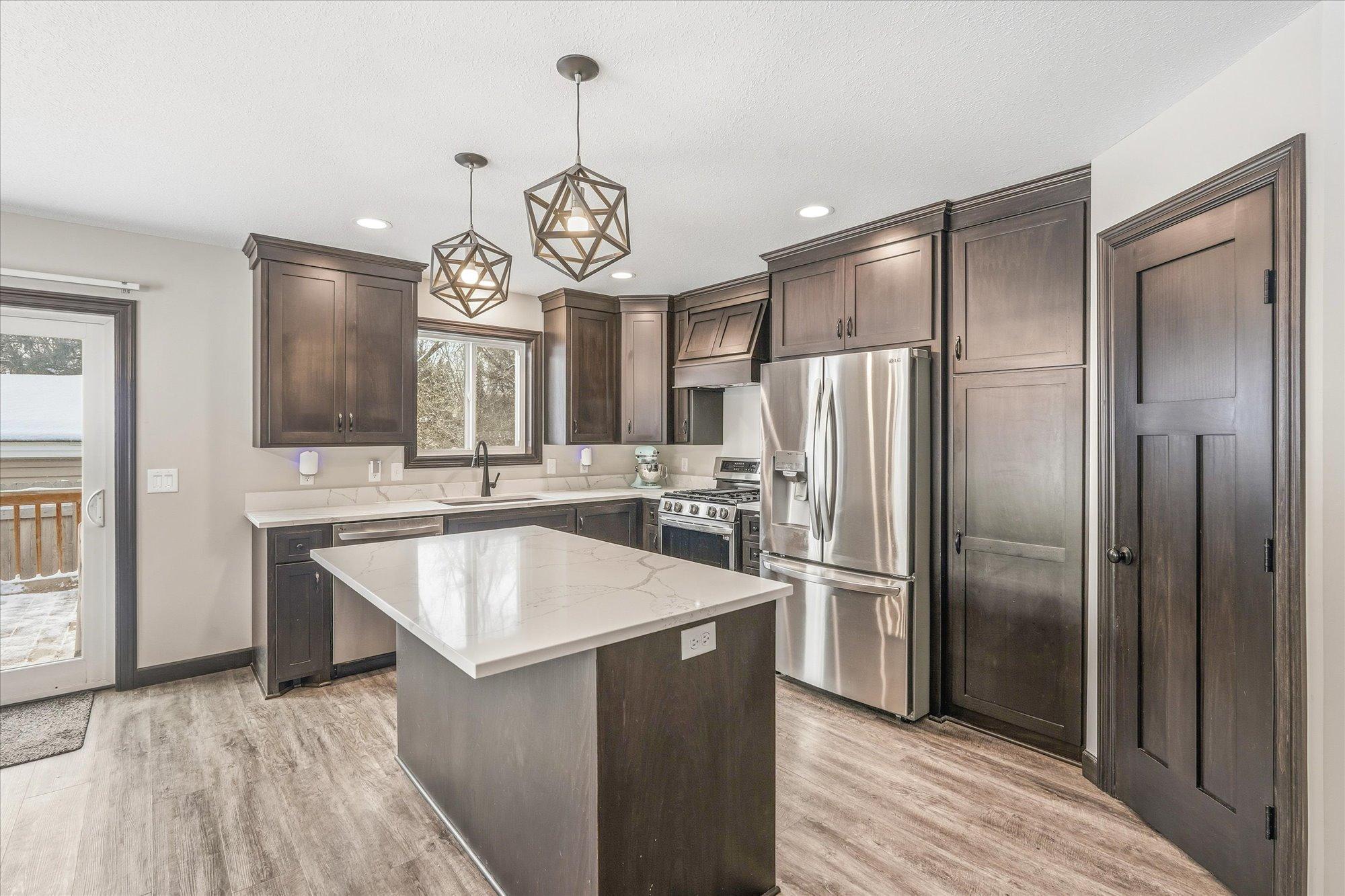 409 105th Lane Northwest Coon Rapids, MN 55448 - Photo 2 of 45