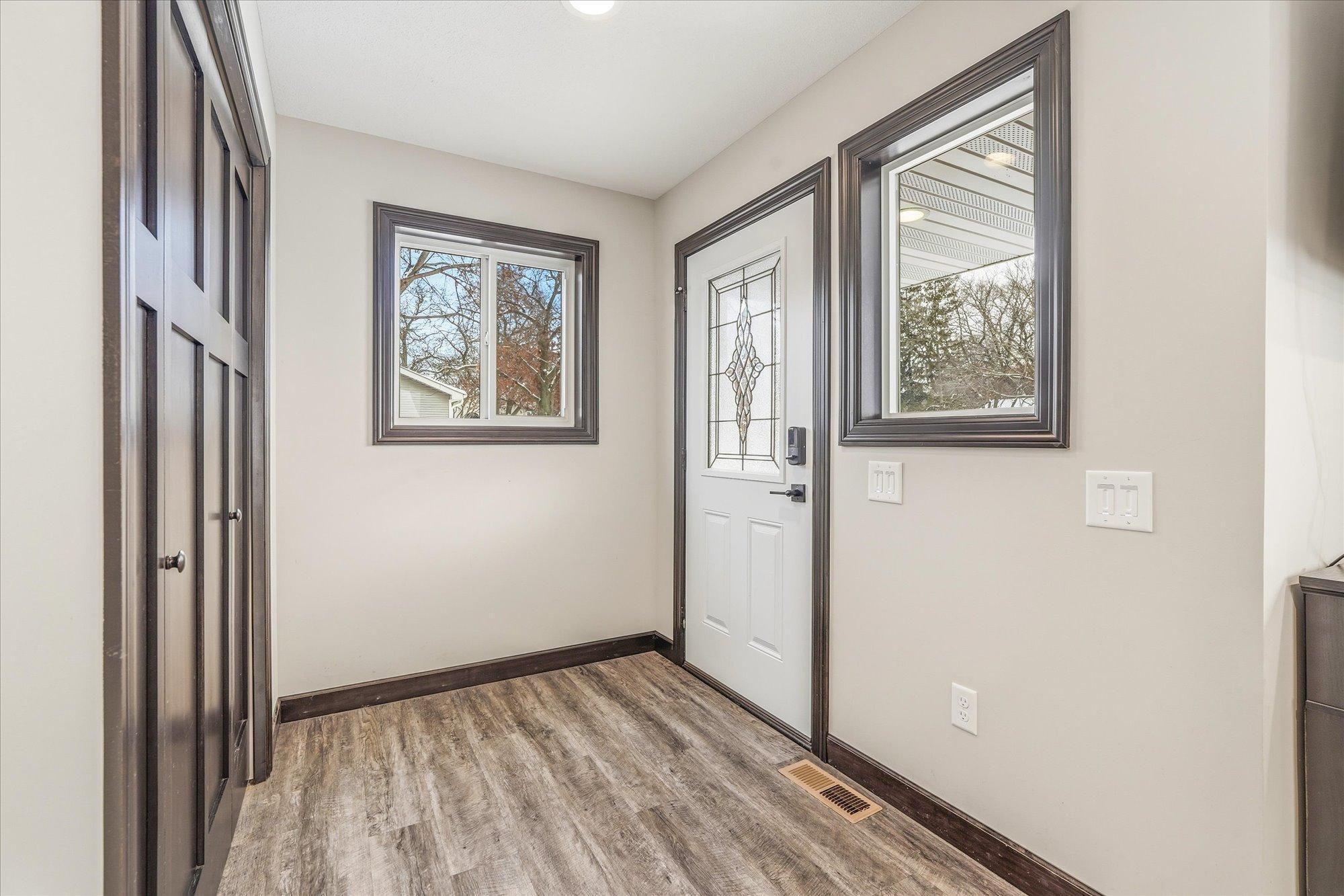 409 105th Lane Northwest Coon Rapids, MN 55448 - Photo 38 of 45