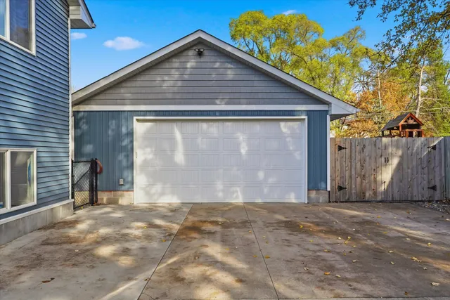 $424,900 | 409 105th Lane Northwest, Coon Rapids, MN 55448