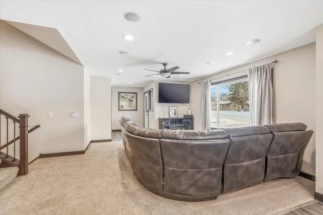 $424,900 | 409 105th Lane Northwest, Coon Rapids, MN 55448