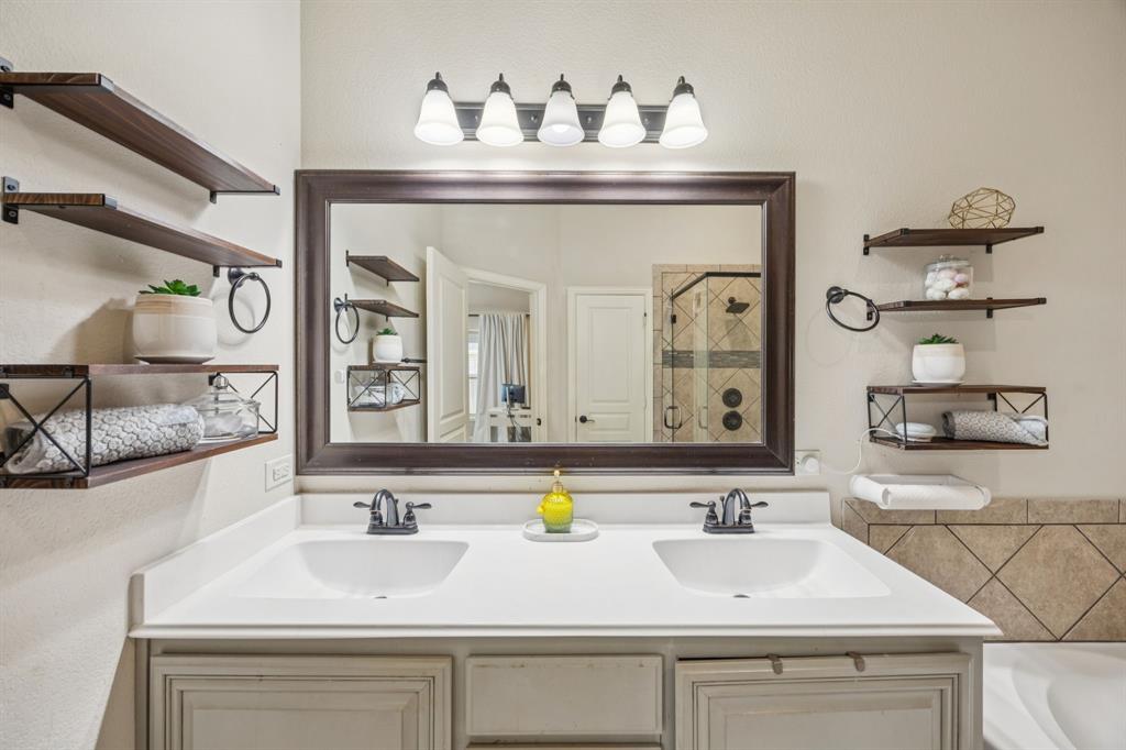 1713 Emerald Tree Place Aubrey, TX 76227 - Photo 16 of 27