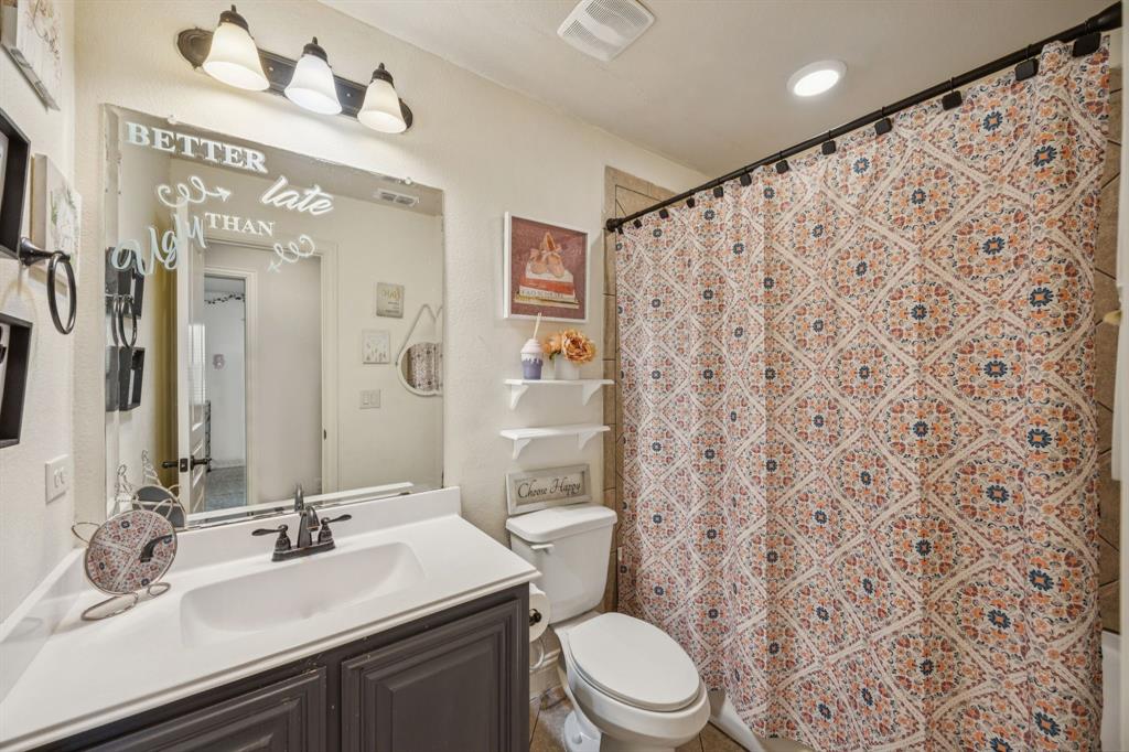 1713 Emerald Tree Place Aubrey, TX 76227 - Photo 6 of 27