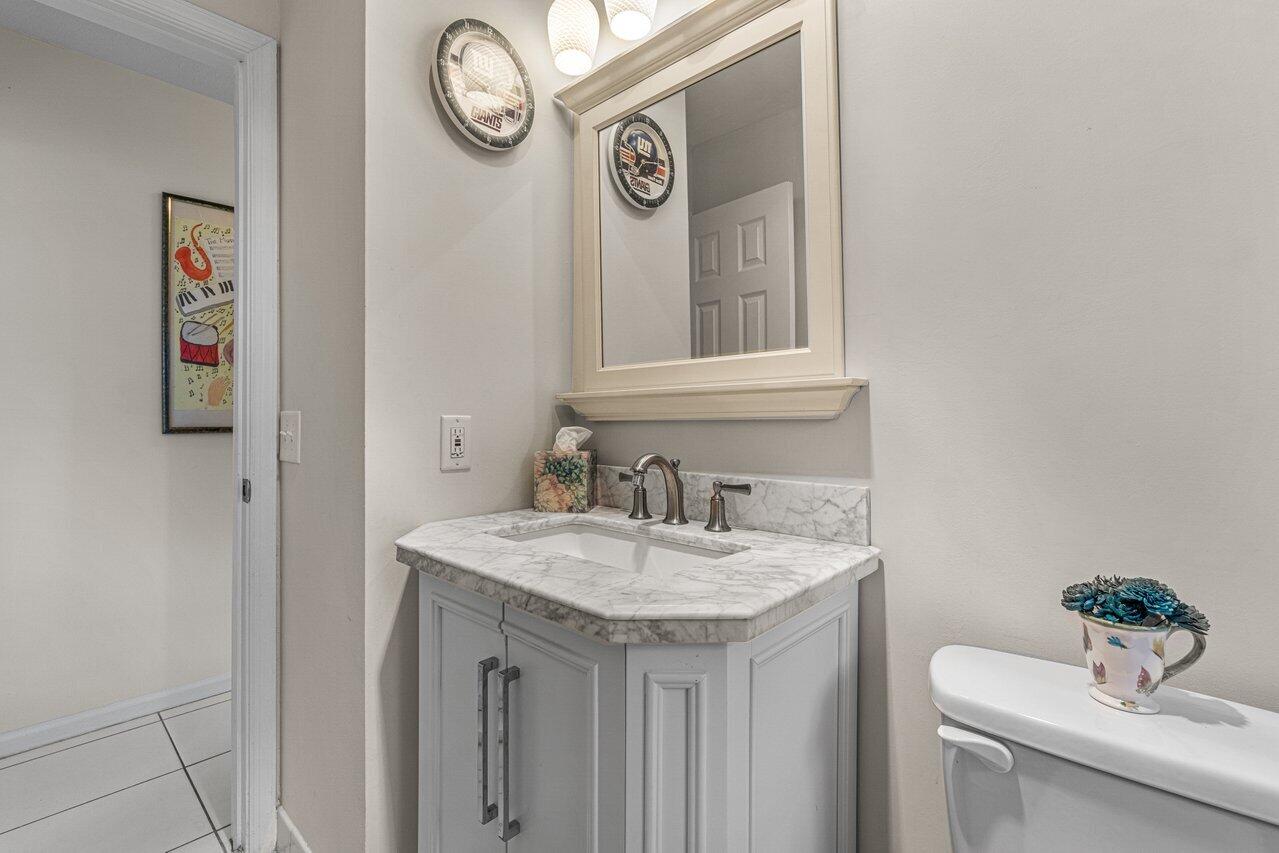 4685 Laurel Tree Road, Unit A Boynton Beach, FL 33436 - Photo 18 of 27 018-4685LaurelTreeRoad-BoyntonBeach-FL-3