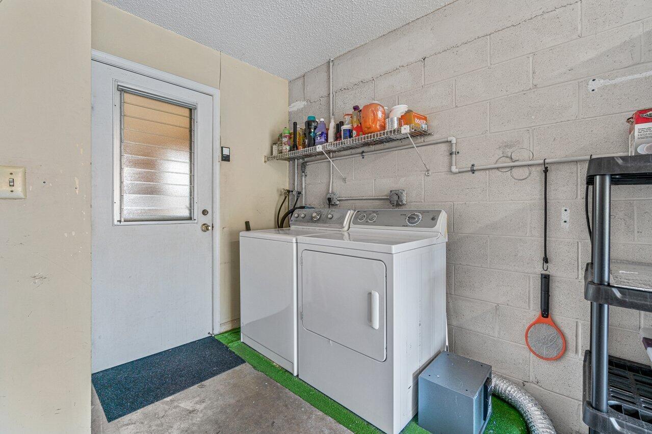 4685 Laurel Tree Road, Unit A Boynton Beach, FL 33436 - Photo 20 of 27 020-4685LaurelTreeRoad-BoyntonBeach-FL-3