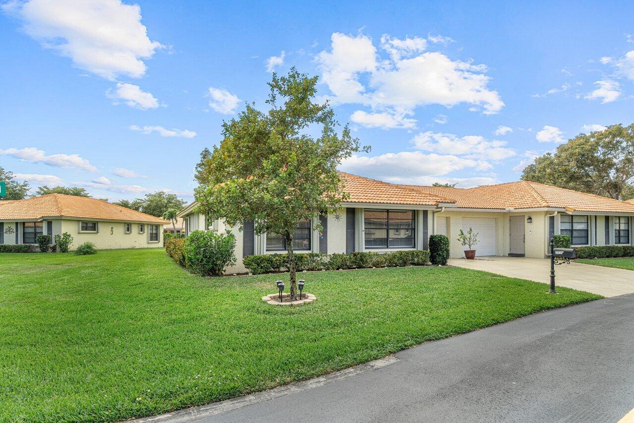 4685 Laurel Tree Road, Unit A Boynton Beach, FL 33436 - Photo 3 of 27 003-4685LaurelTreeRoad-BoyntonBeach-FL-3