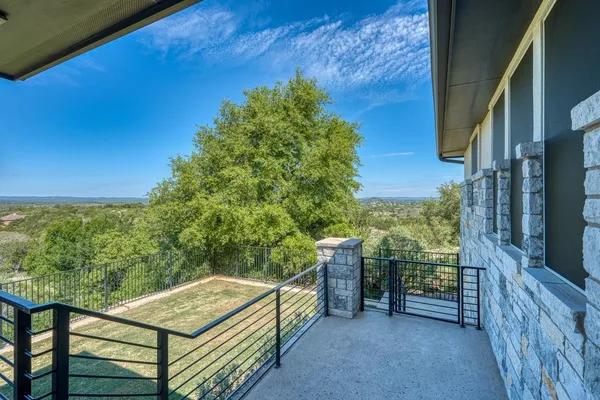 $1,234,500 | 124 Apache Tears, Horseshoe Bay, TX 78657