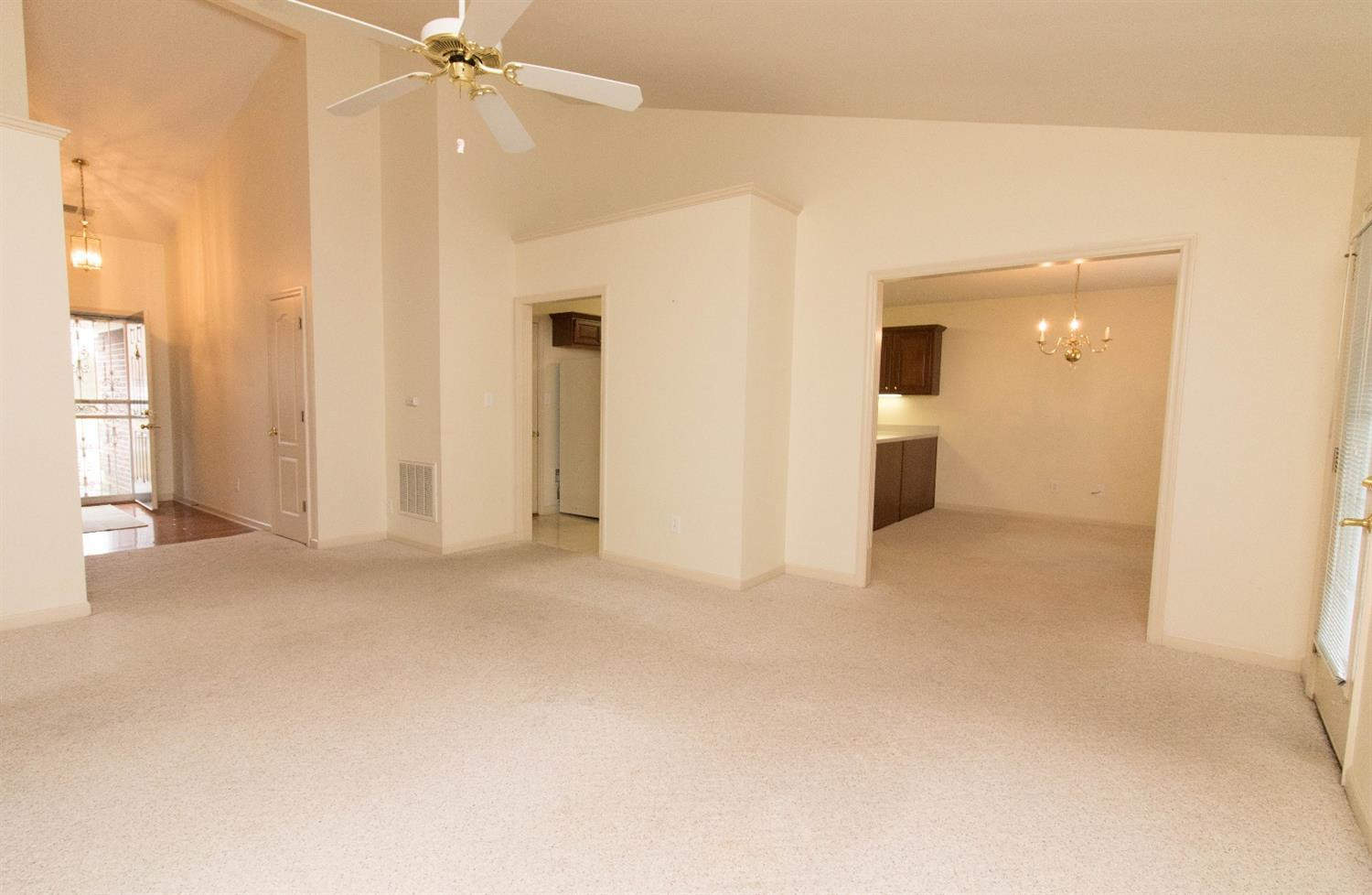 792 Laurel Hill Road Lexington, KY 40504 - Photo 11 of 27 Photo 11