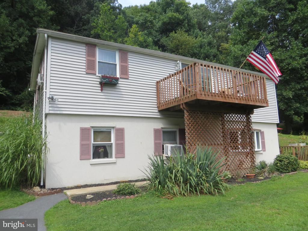 959 Pennsy Road Pequea, PA 17565 - Photo 2 of 10
