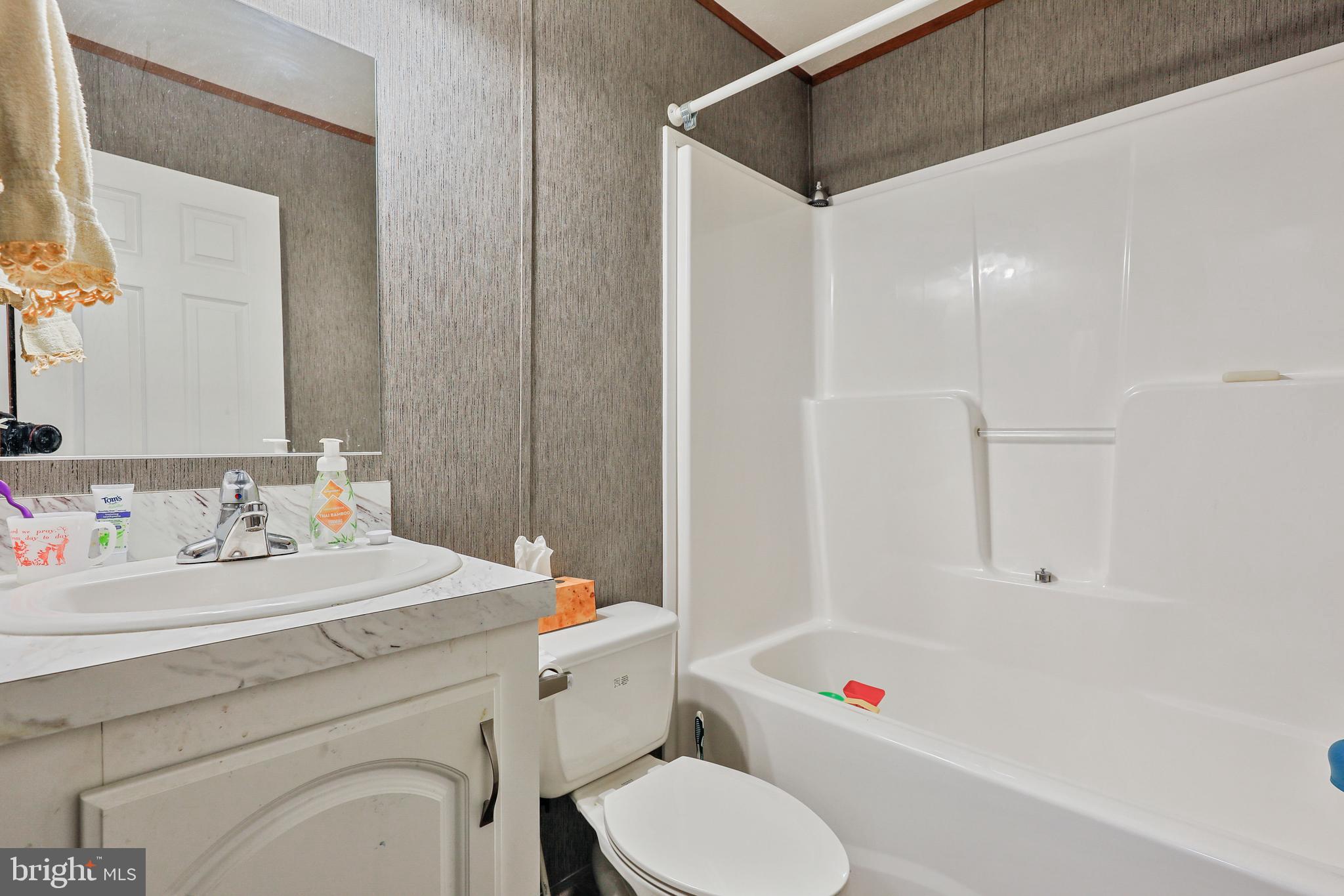 490 North Patuxent Road, Unit 18 Odenton, MD 21113 - Photo 8 of 12 Hallway Full Bath