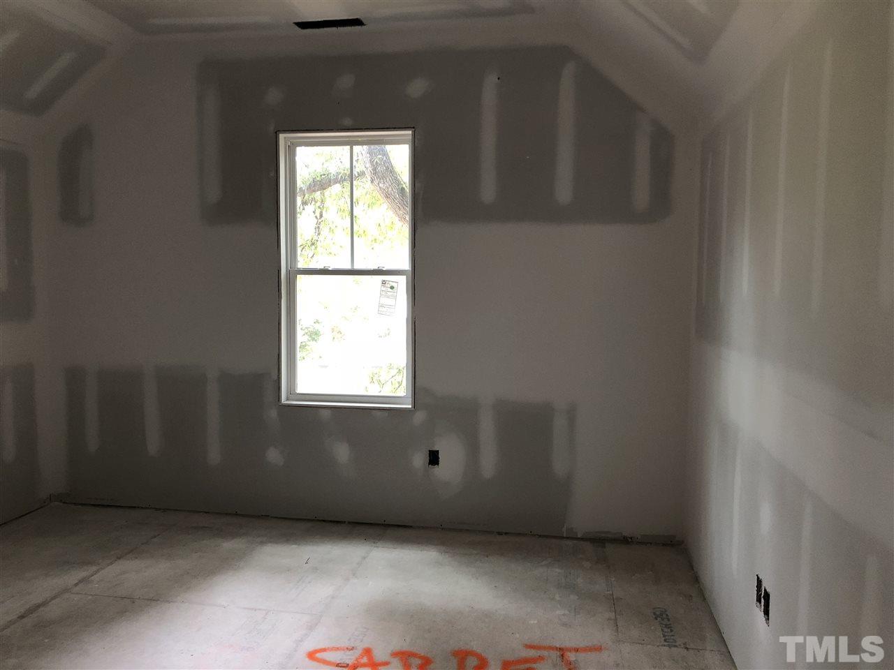 916 Horton Road Durham, NC 27704 - Photo 11 of 21 Gallery Image 11