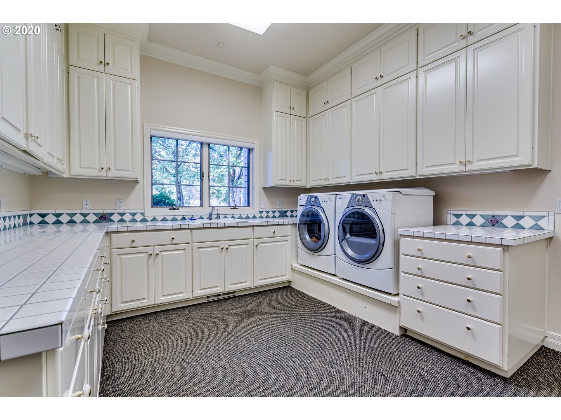 40803 Deerhorn Road Springfield, OR 97478 - Photo 22 of 31 Gallery Image 22