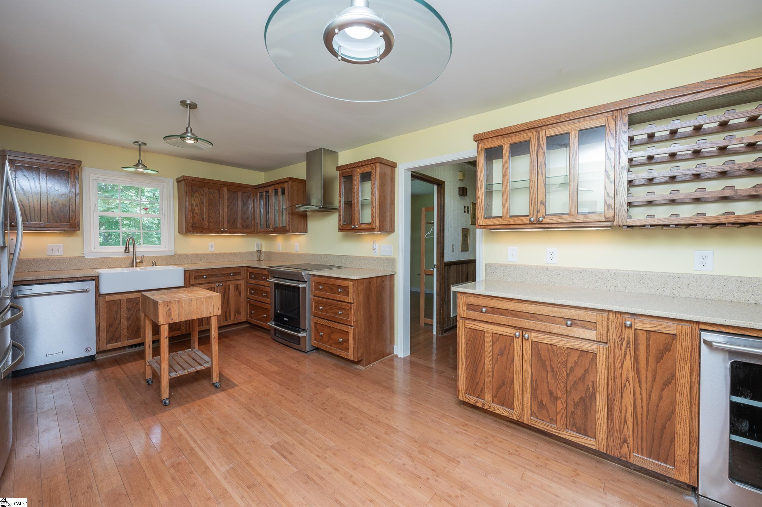 116 Sycamore Drive Marietta, SC 29661 - Photo 10 of 37