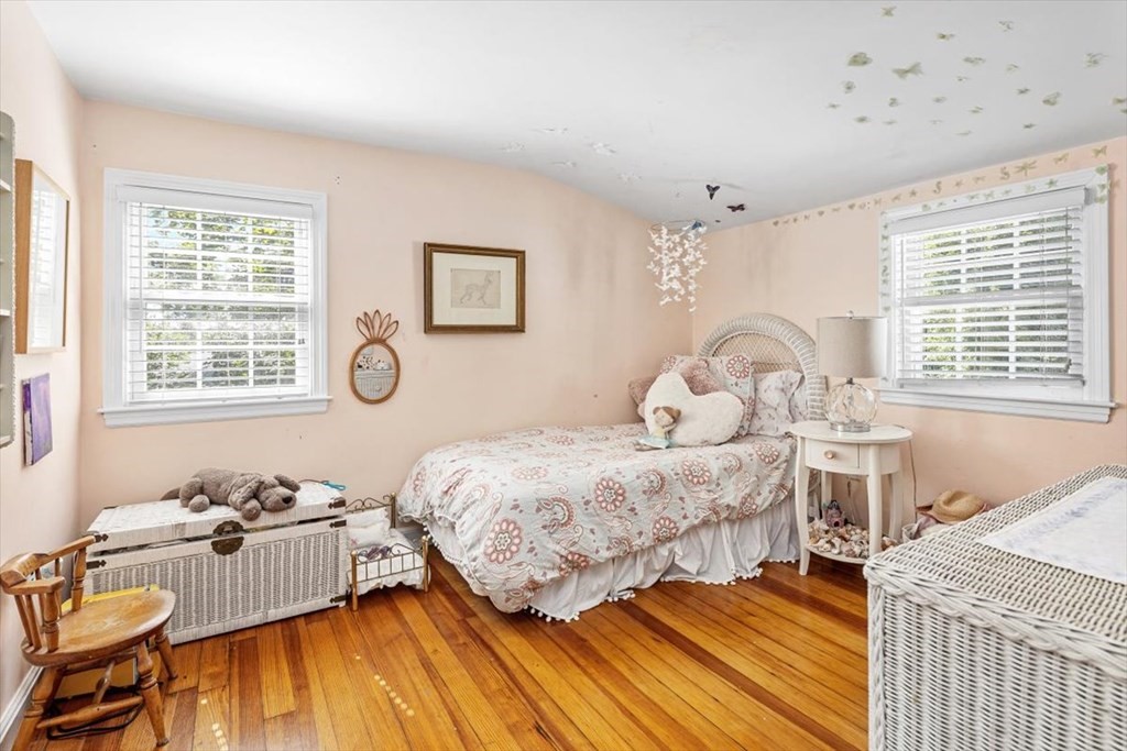 76 Downer Avenue Hingham, MA 02043 - Photo 19 of 42