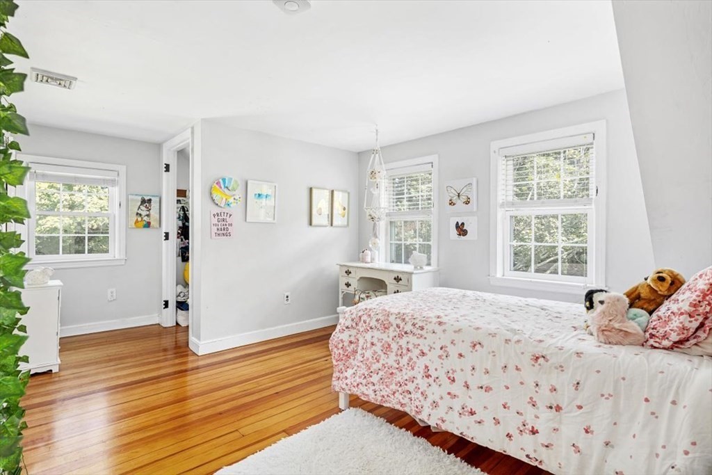 76 Downer Avenue Hingham, MA 02043 - Photo 20 of 42