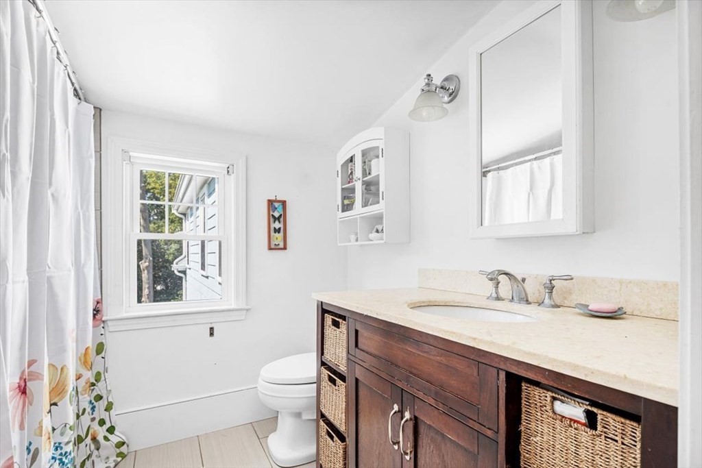 76 Downer Avenue Hingham, MA 02043 - Photo 21 of 42