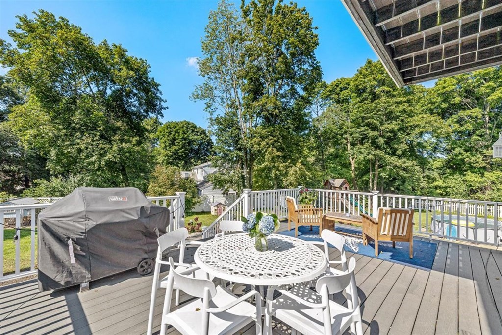 76 Downer Avenue Hingham, MA 02043 - Photo 32 of 42