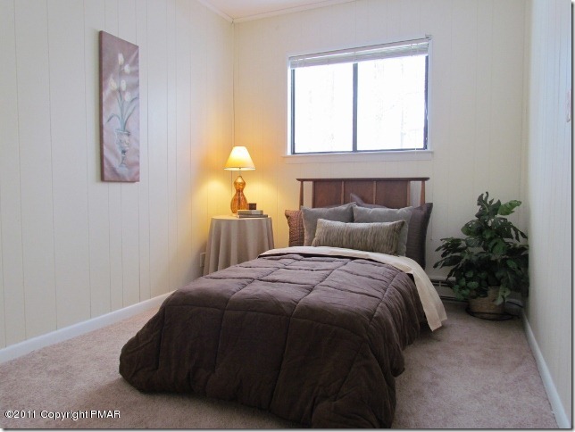 386 Deerfield Road Tobyhanna, PA 18466 - Photo 9 of 10 Bedroom 2