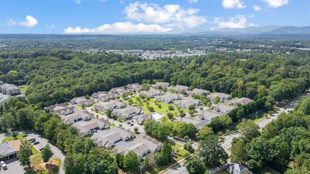 $349,900 | 128 Salisbury Circle, Lynchburg, VA 24502