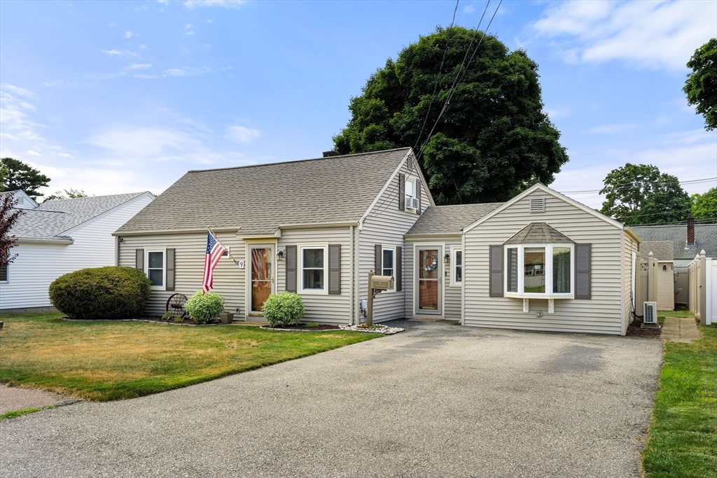 9 Anthony Road Peabody, MA 01960 - Photo 2 of 33 Gallery Image 2