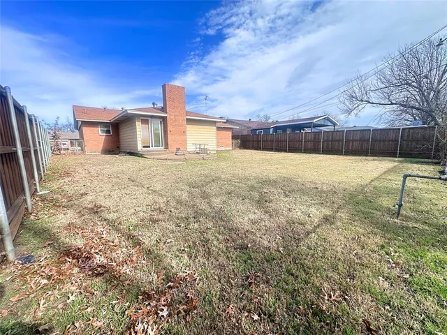 $1,899 | 1122 Bowie Street, Garland, TX 75040