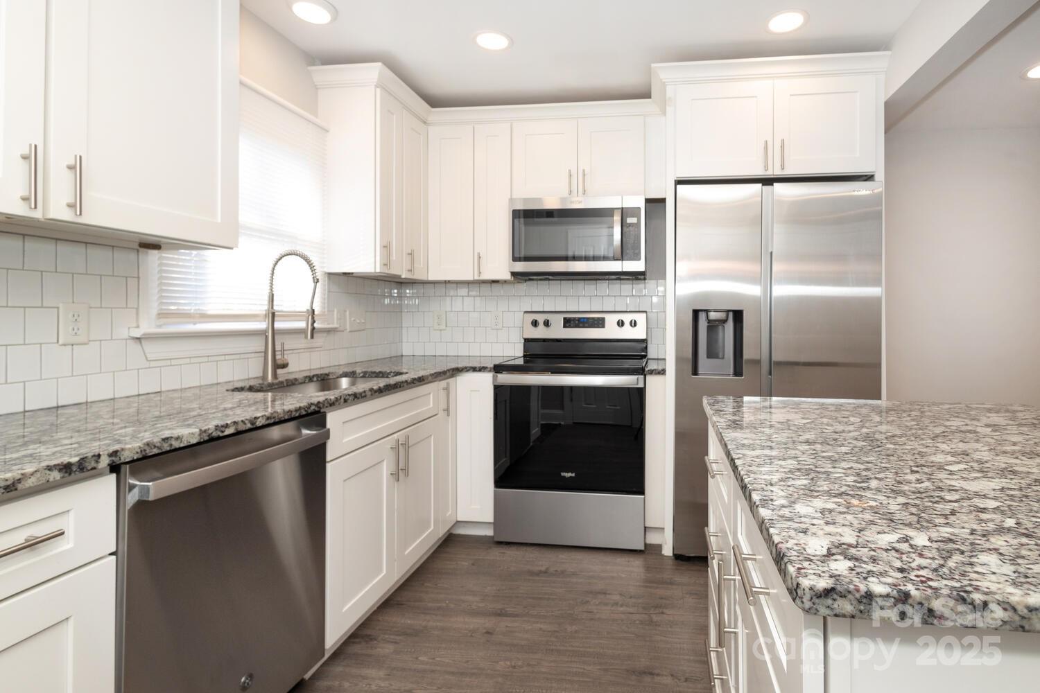 6432 Old Pineville Road Charlotte, NC 28217 - Photo 1 of 29