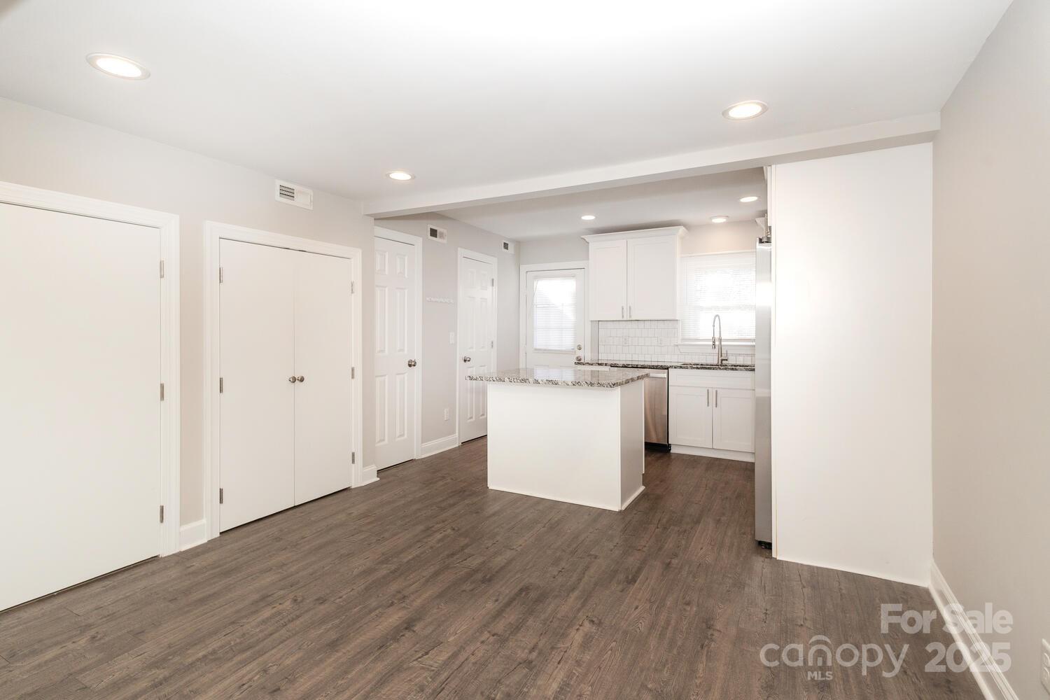 6432 Old Pineville Road Charlotte, NC 28217 - Photo 8 of 29